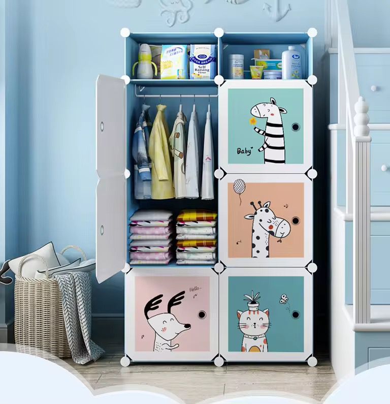 ✨ L’armoire qui grandit avec vos enfants ! ✨

Fini le désordre, place à la magie !
Cette armoire n’est pas une simple penderie : c’est un univers pensé pour les enfants et les parents. Chaque tiroir, chaque étagère, chaque recoin est conçu pour :

👕 Rang
